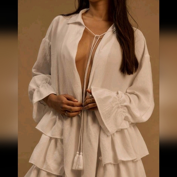 Plunge Front Tiered Frill Long Sleeve Mini Dress For Spring Summer Vacation - Picture 3 of 4